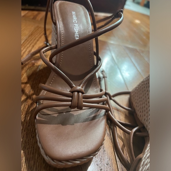 NWOT Marc Fisher Wedges - Picture 4 of 7